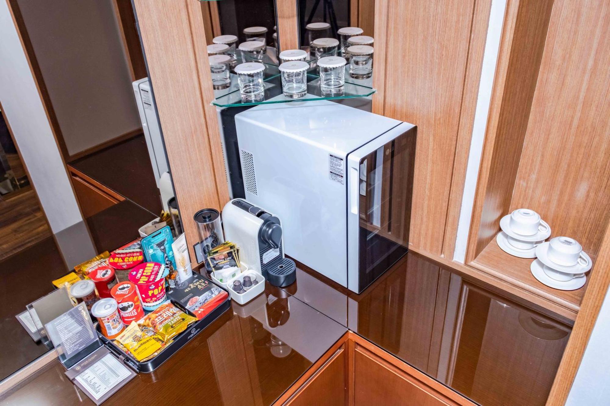 Dyne Oceano Hotel Jeju Eksteriør bilde