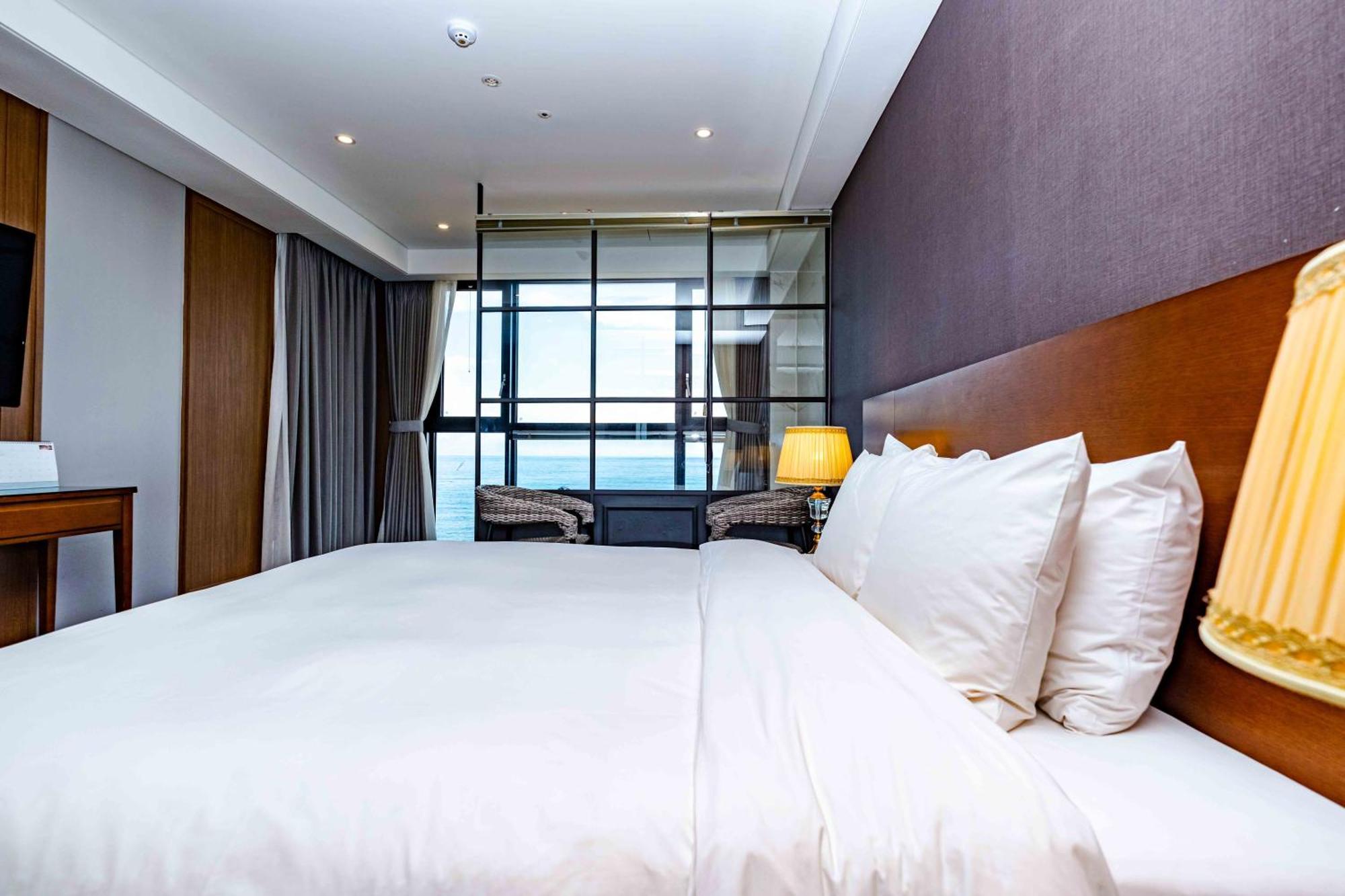 Dyne Oceano Hotel Jeju Eksteriør bilde